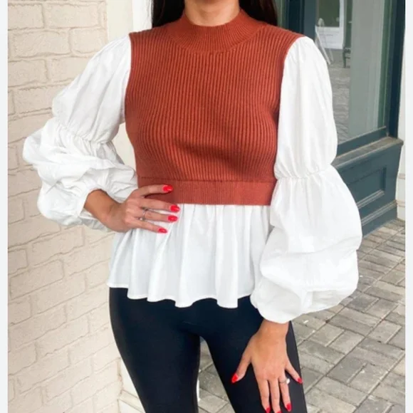 *SOLD* Ruffled Balloon Sleeve Blouse - Picture 1 of 3